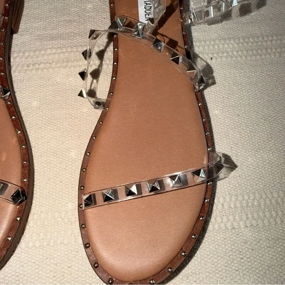 NWOT Steve Madden Silver Studded Clear Strap Sandals - Picture 4 of 6